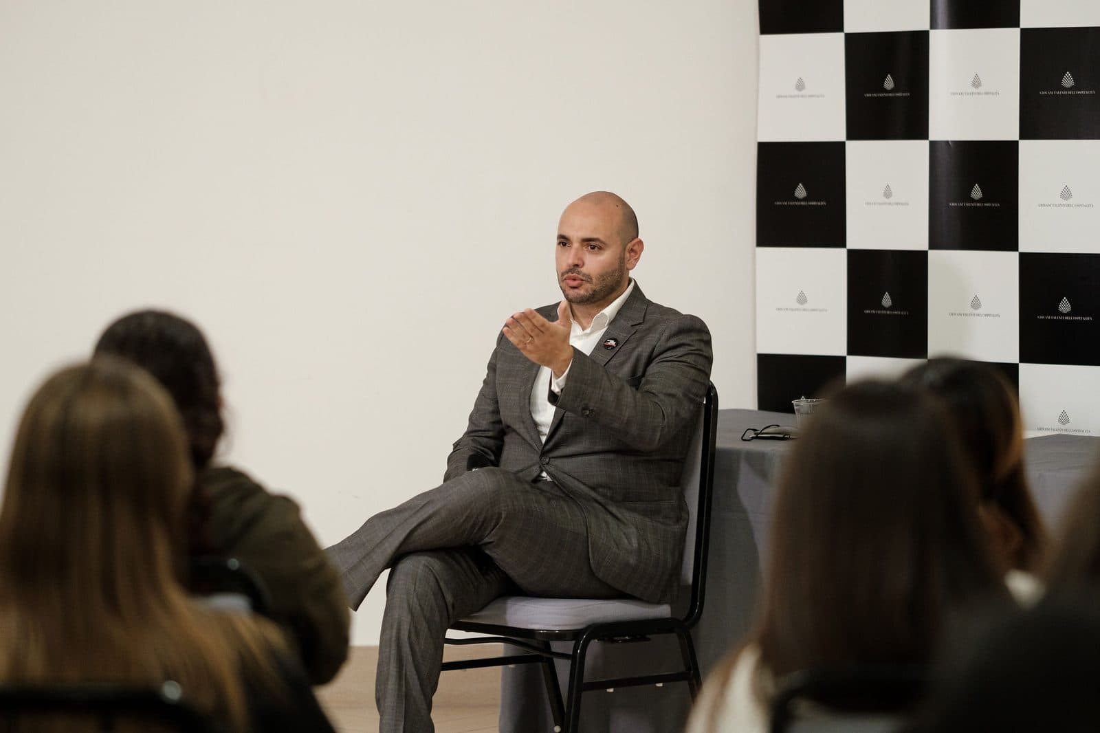 A DolceVita introduction-to-hospitality session in an Italian hotel school