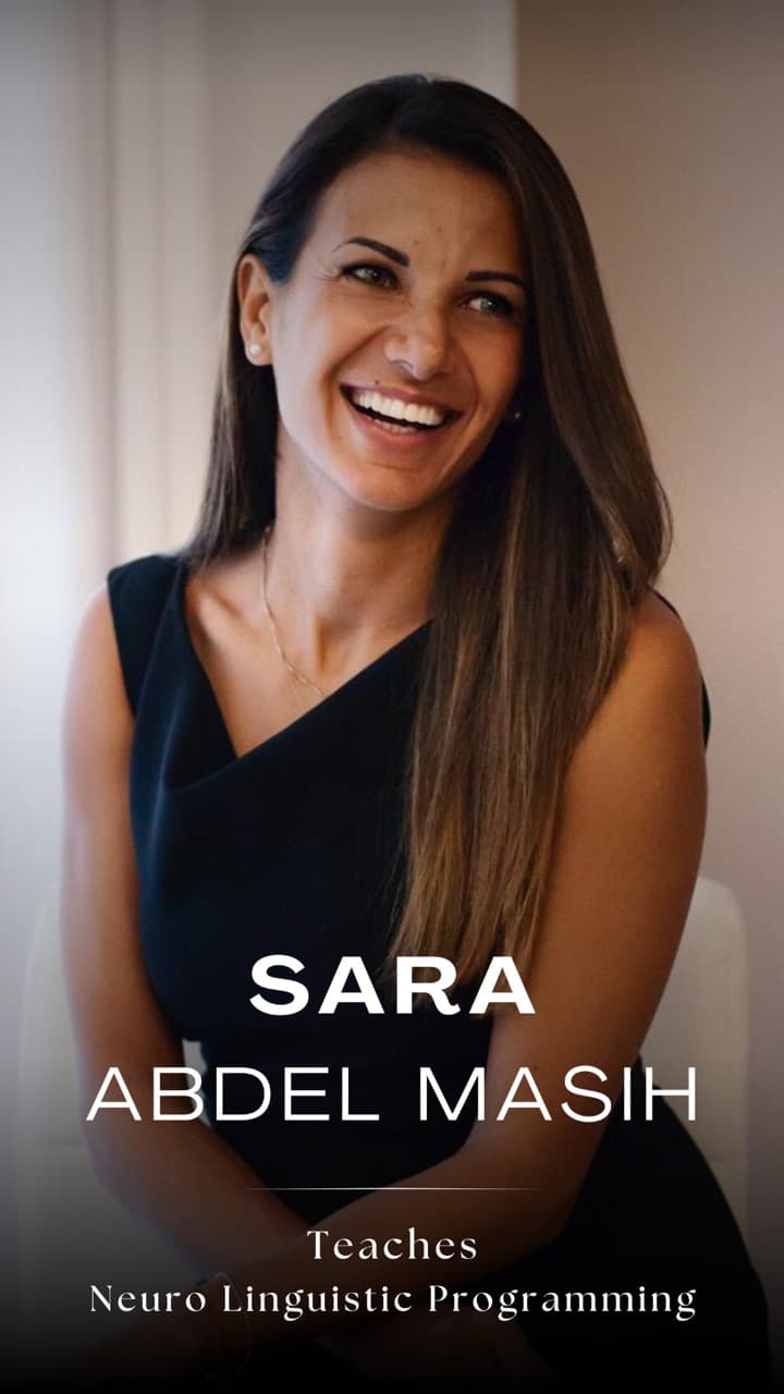 Sara Abdel Masih — Coach e già direttrice d'albergo, Hotel Manager dell'anno. Insegna in istituti alberghieri e università a Milano