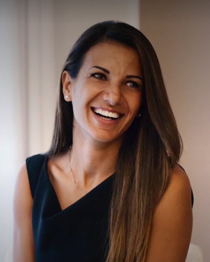 Sara Abdel Masih, Coach e già direttrice d'albergo, Hotel Manager dell'anno. Insegna in istituti alberghieri e università a Milano